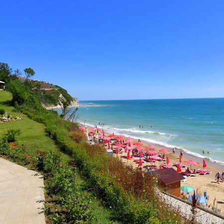 Бяла Клиф Форест - Byala Cliff Forest Buitenkant foto